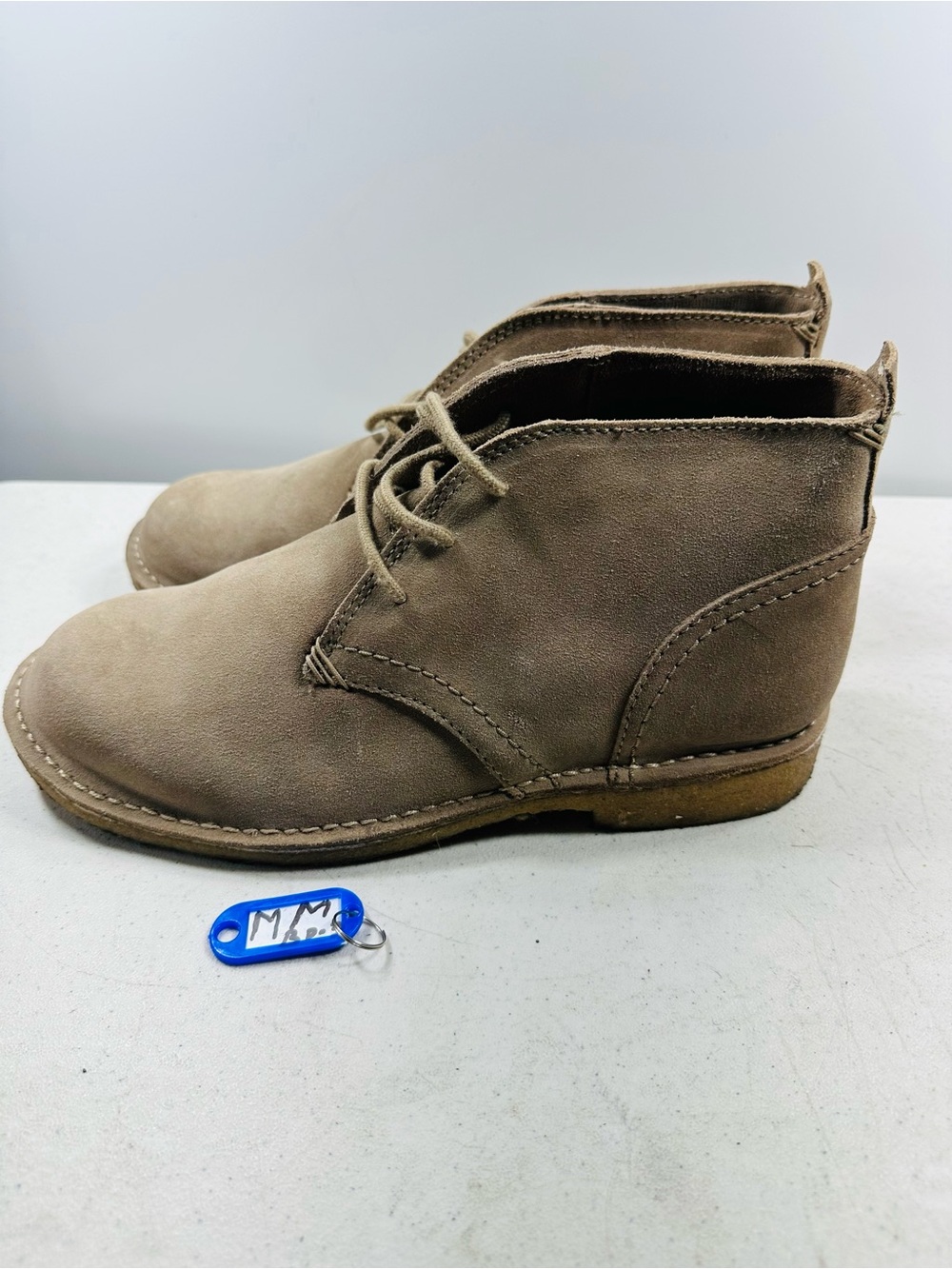 L.L. Bean men's tan suede desert chukka boot size 9,5 W
